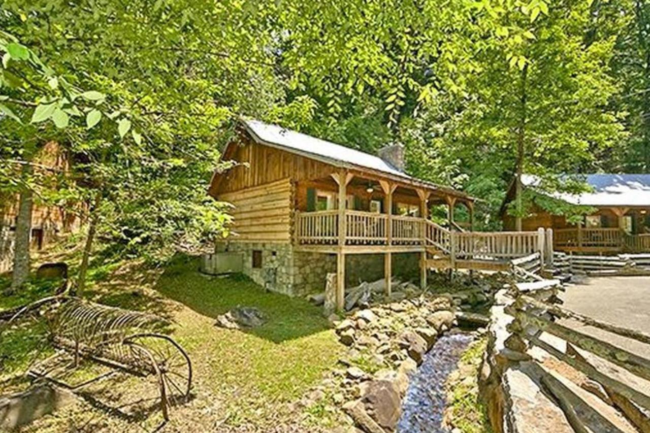 Villa Bear Hugs Pigeon Forge Exterior foto